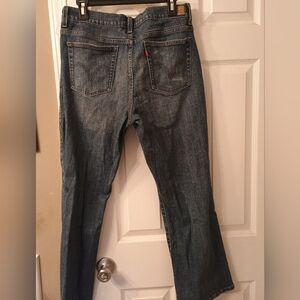 Women's Levi's Jeans